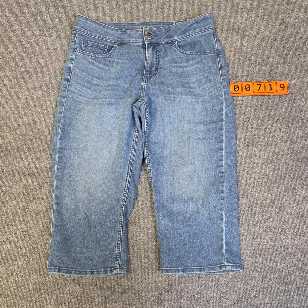 Riders by Lee blue denim capri jeans Size 8M